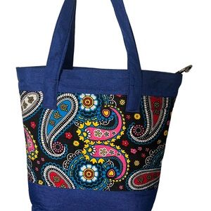 Tote: Afrikan Ankara handmade cotton fabric Tote. Medium size to large.